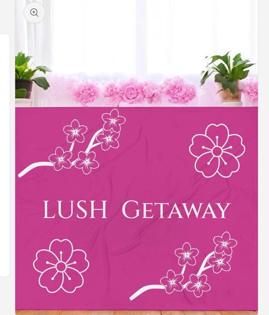 Lush Getaway  bundle